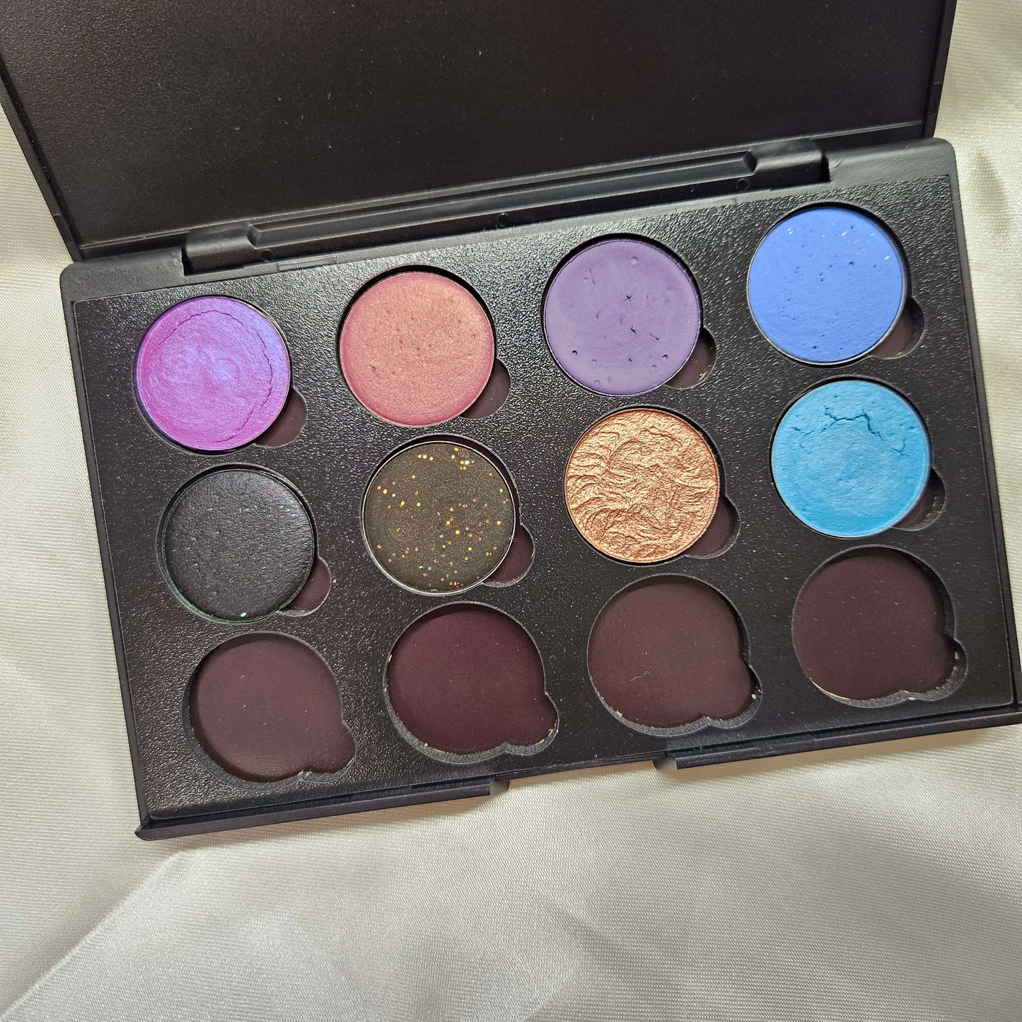 SÉLECTION DU MOIS + PALETTE LIMITÉE